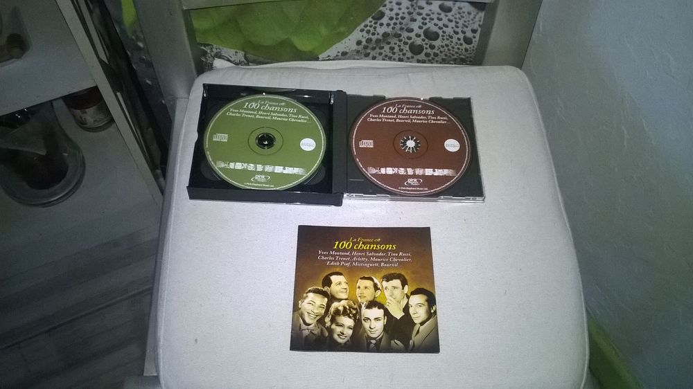 CD La France En 100 Chansons 
2004
Excellent etat
4 CD
A CD et vinyles
