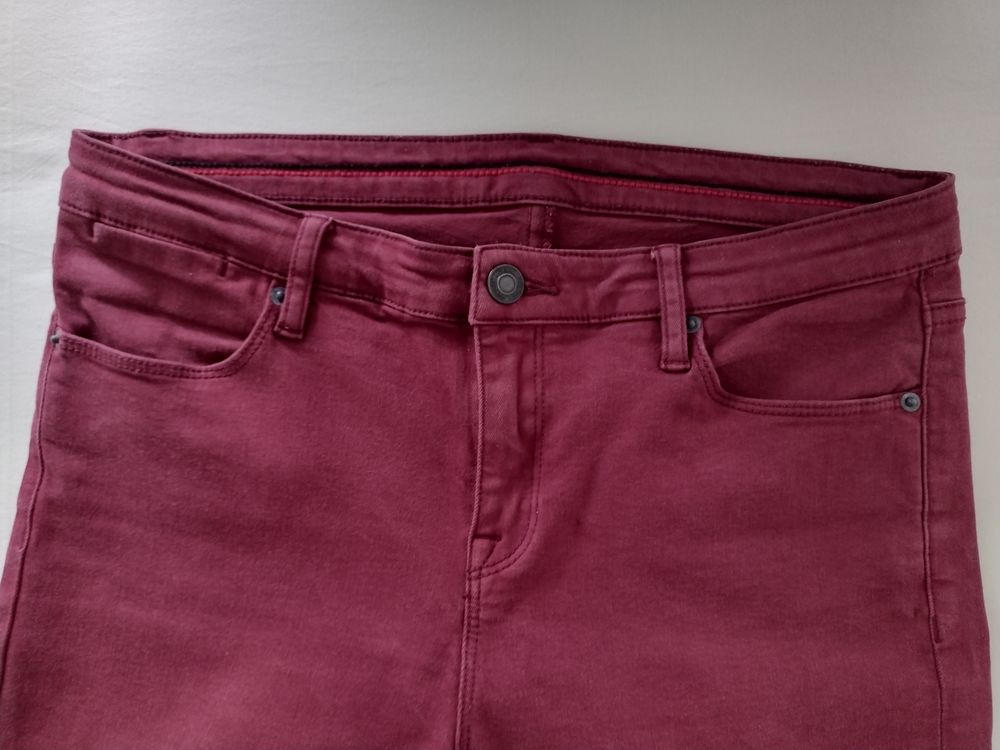 Pantalon Skinny grenat Vêtements