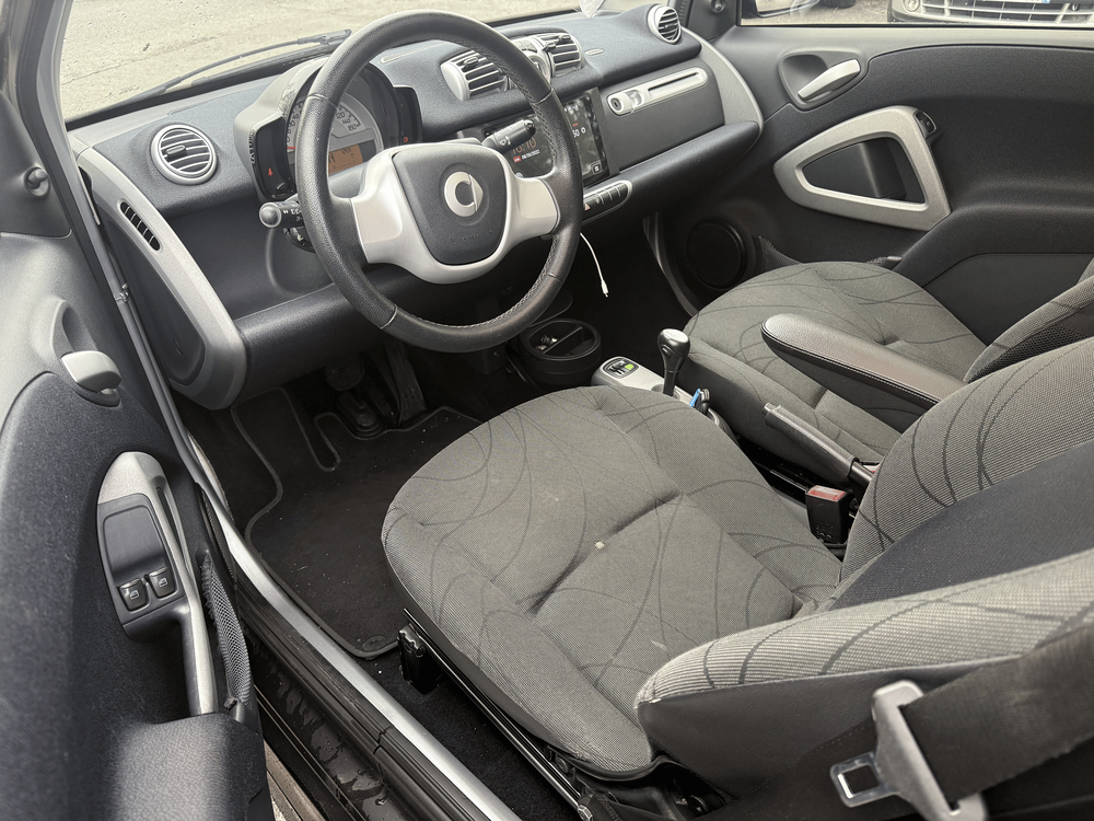 ForTwo Smart FORTWO Coupe 71ch PASSION 2014 occasion 78610 Saint-L&eacute;ger-en-Yvelines