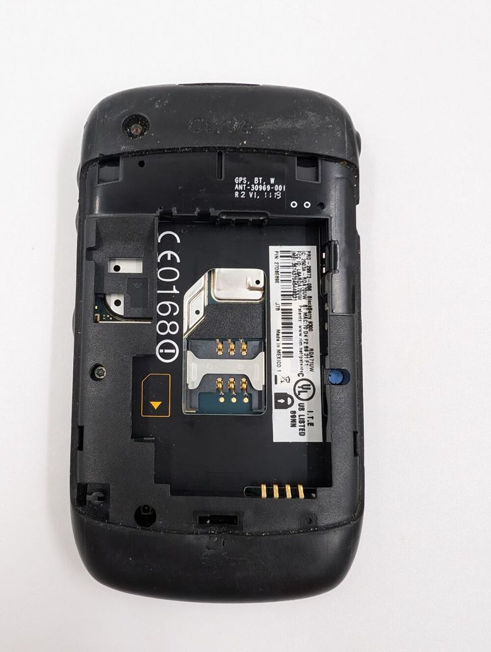 T&eacute;l&eacute;phone portable BlackBerry Curve sans batterie et cache Téléphones et tablettes