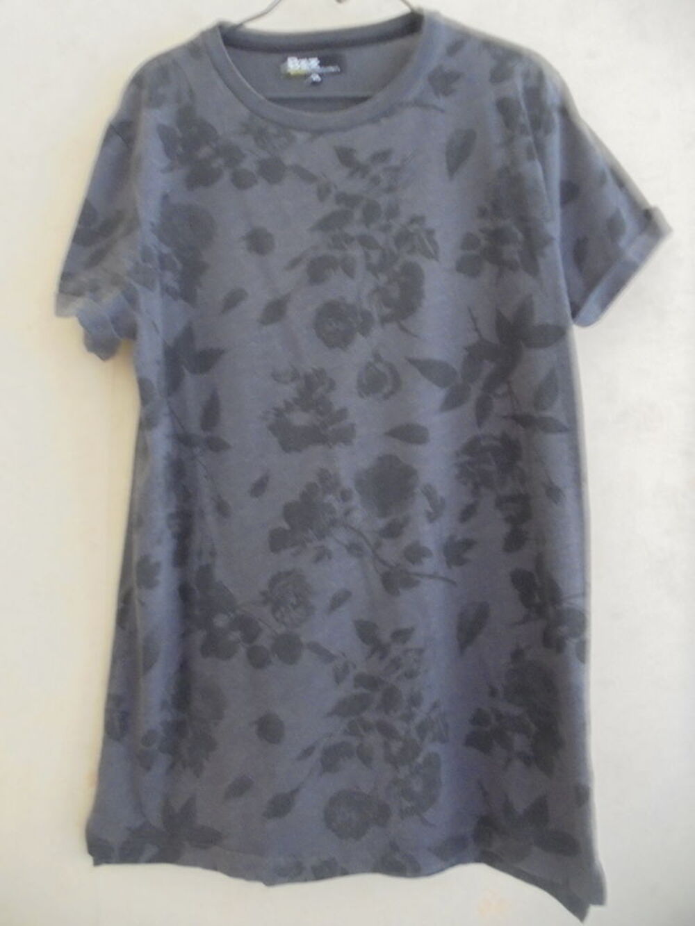 Tee-shirt feuillages gris Bizzbee (93) Vêtements