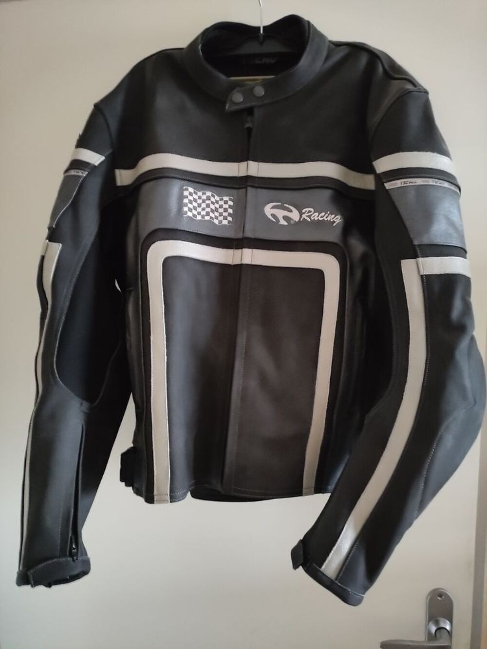 Cuir moto Vtements