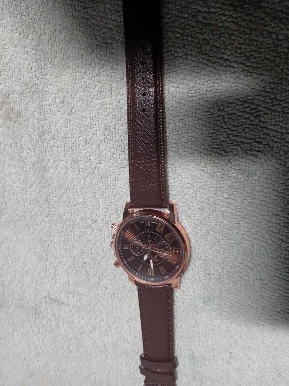Promo Jolie montre pour femmes/filles marron neuve Bijoux et montres