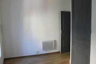  Appartement à louer 2 pièces 33 m²