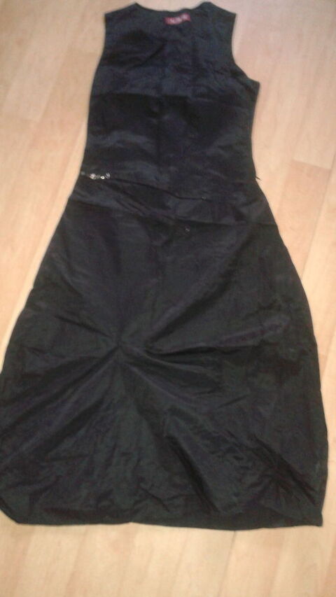 robe longue noir t 38/40 5 Poitiers (86)