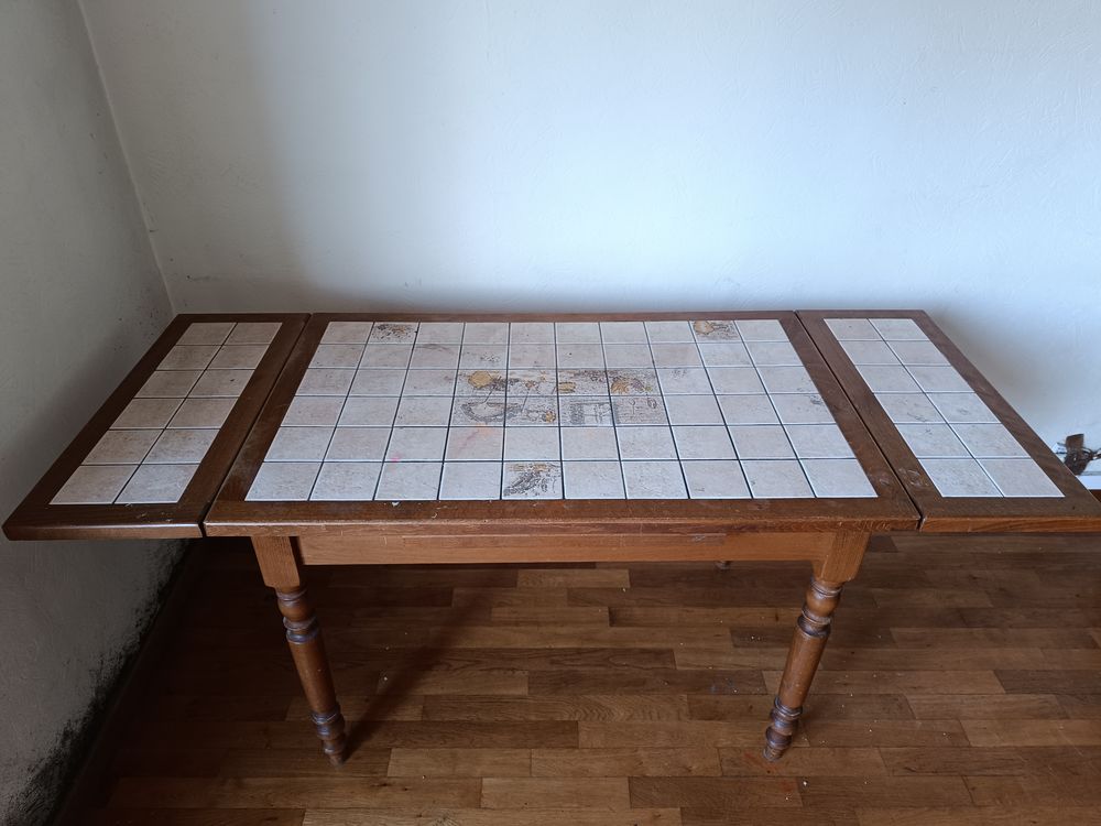 Table &agrave; manger pliable
Meubles