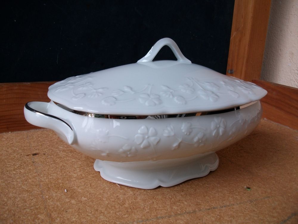 Vaisselle en porcelaine de Sologne-Neuf Cuisine