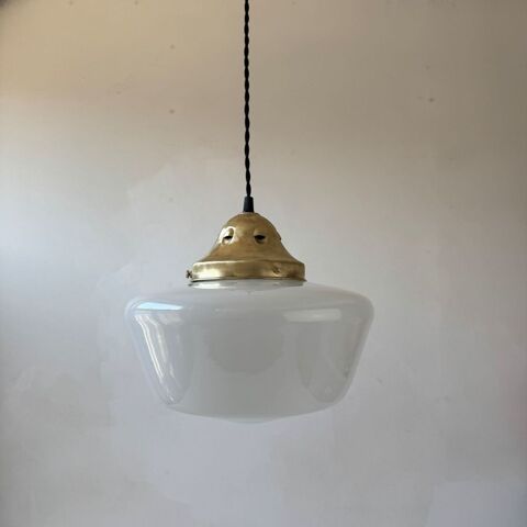 SUSPENSION ANCIENNE EN OPALINE XL 26 CM VINTAGE
150 Montreuil (93)