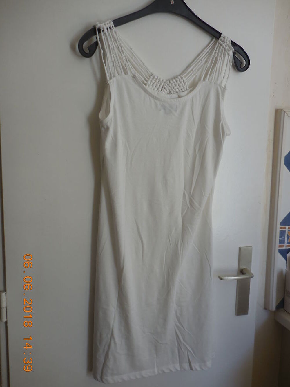 robe de plage t 40 42 presque neuve Vêtements