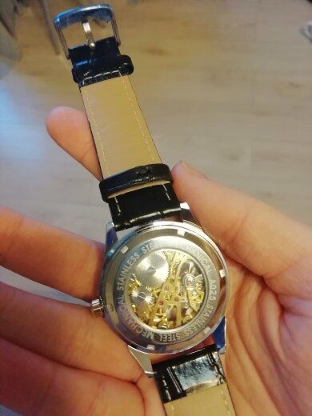 montre m&eacute;canique hommes Bijoux et montres