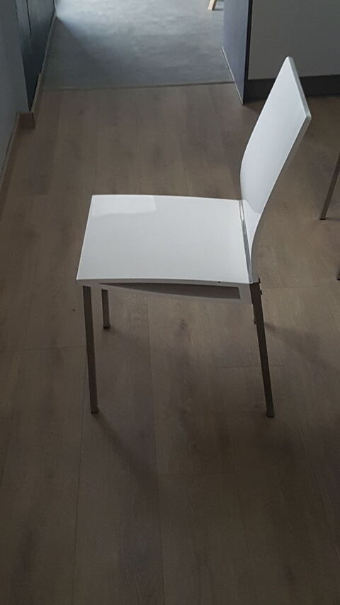 CHAISES SALLE A MANGER 300 Villemoustaussou (11)