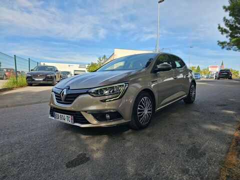 Annonce voiture Renault Megane IV 7990 €