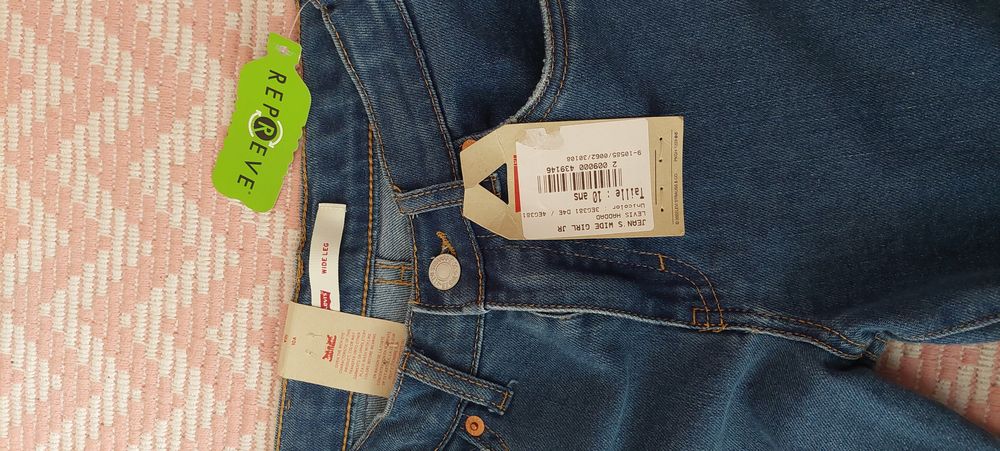 Pantalon jean baggy Levi's
wide leg 10 ans Vtements enfants