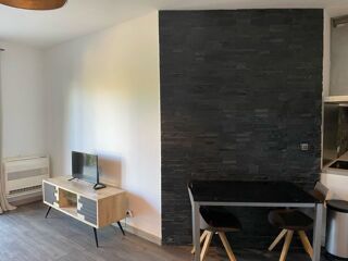  Appartement à louer 2 pièces 50 m²