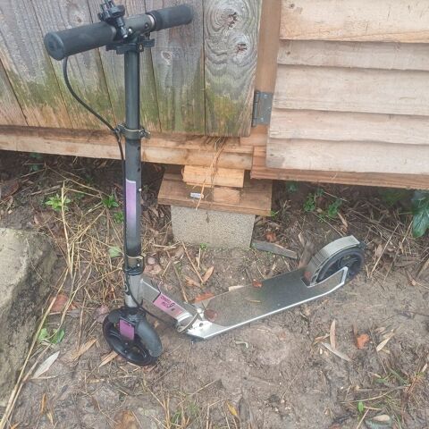 TROT  15 Uz�s (30)