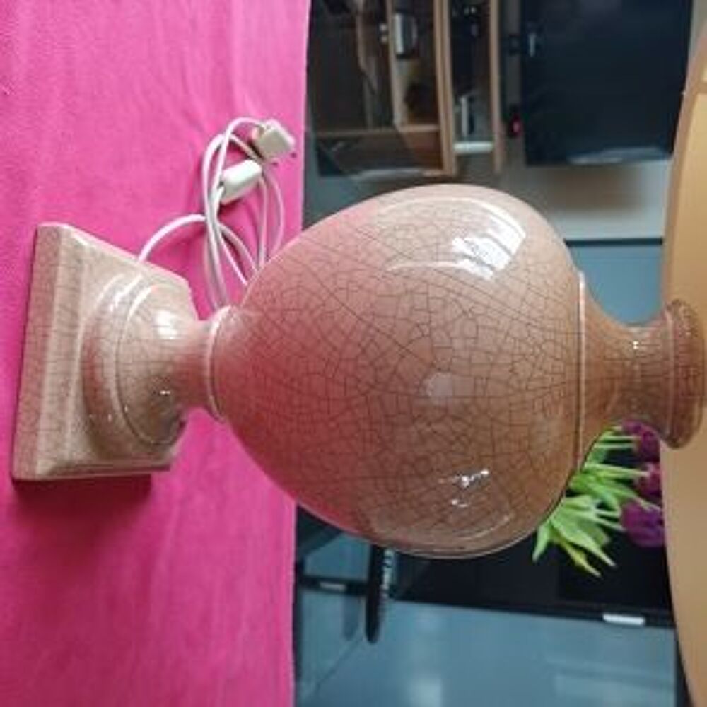 LAMPE SUR PIED Décoration