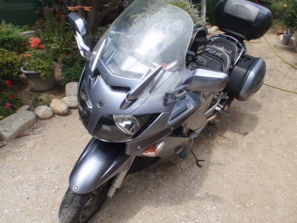 YAMAHA 2006 occasion 66000 Perpignan