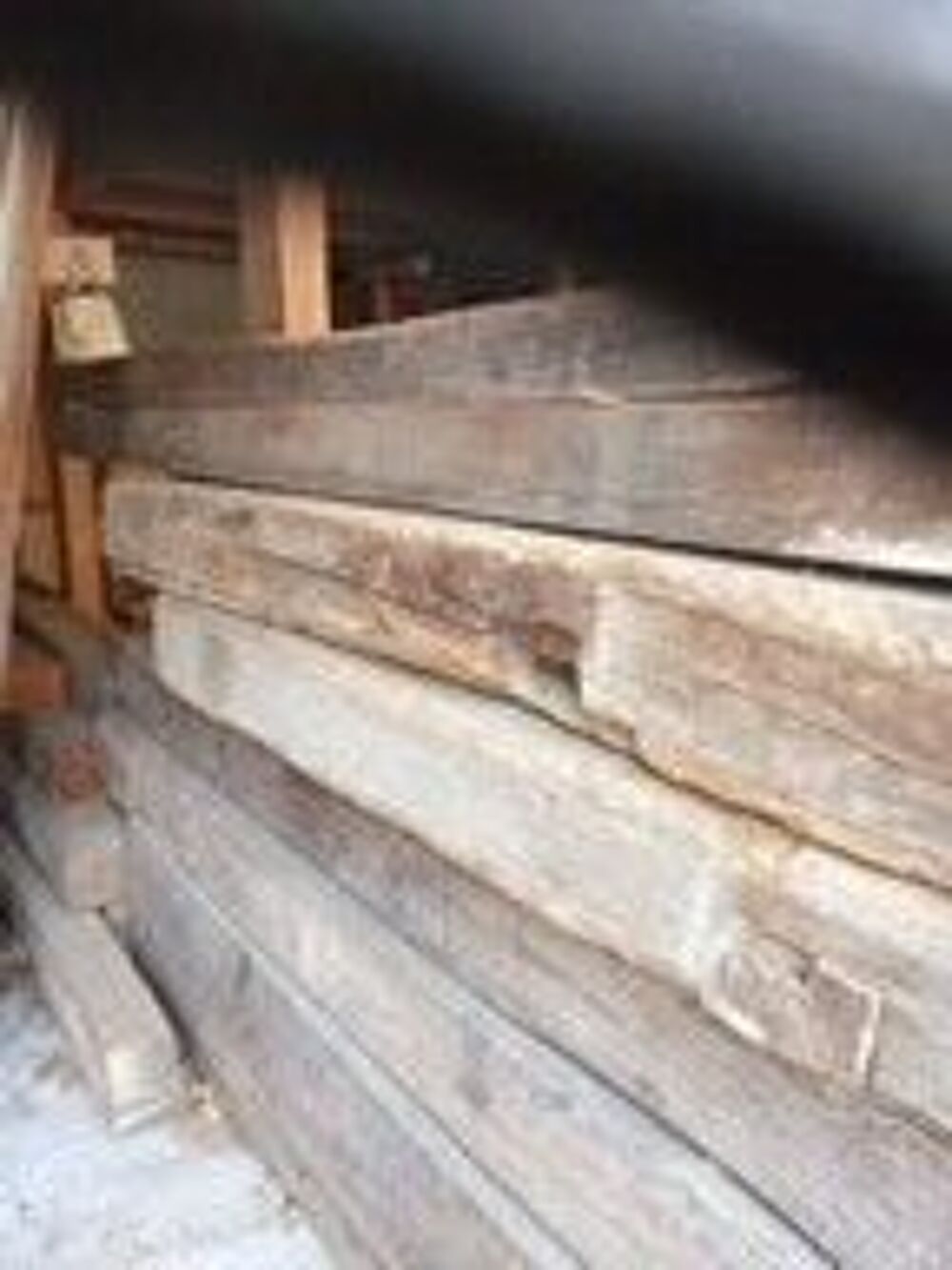 poutres neuves et anciennes en sapin et en chene Bricolage