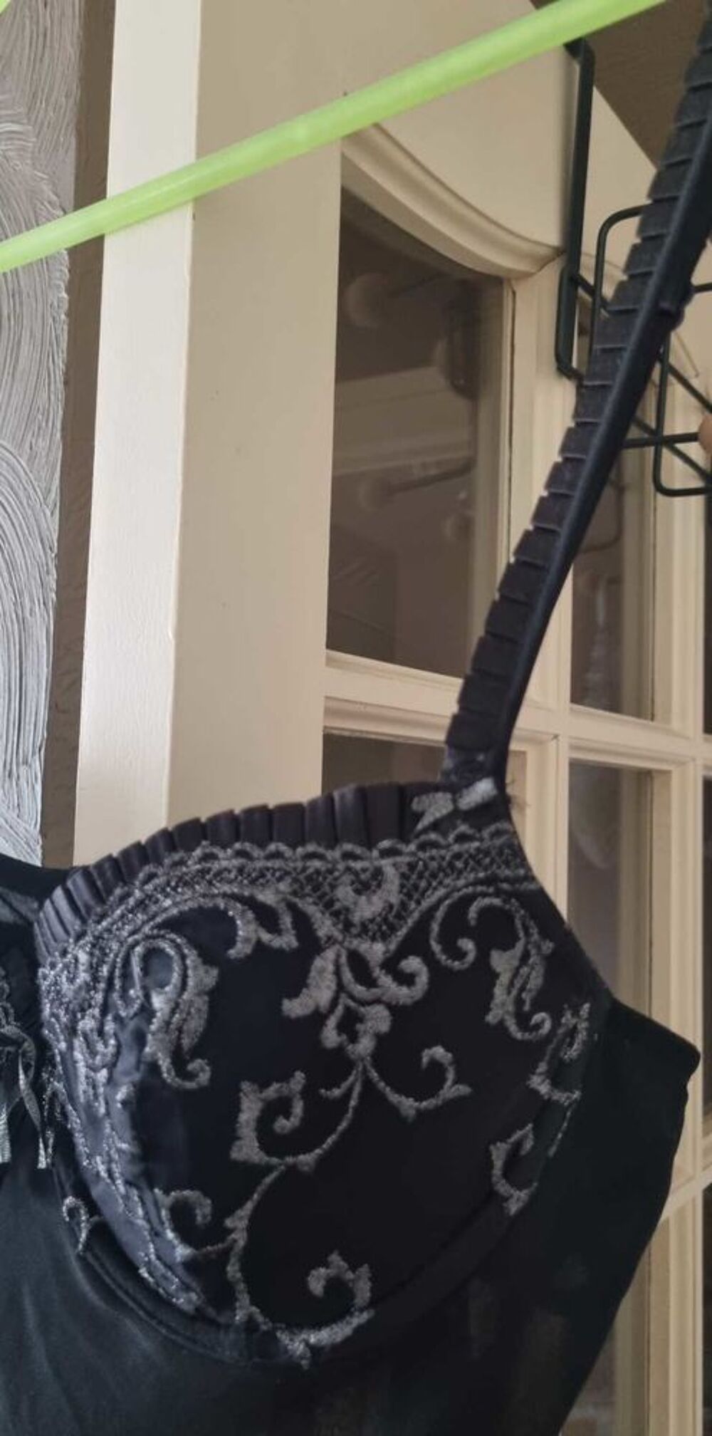 Nuisette Darjeeling 42 et string L Vêtements