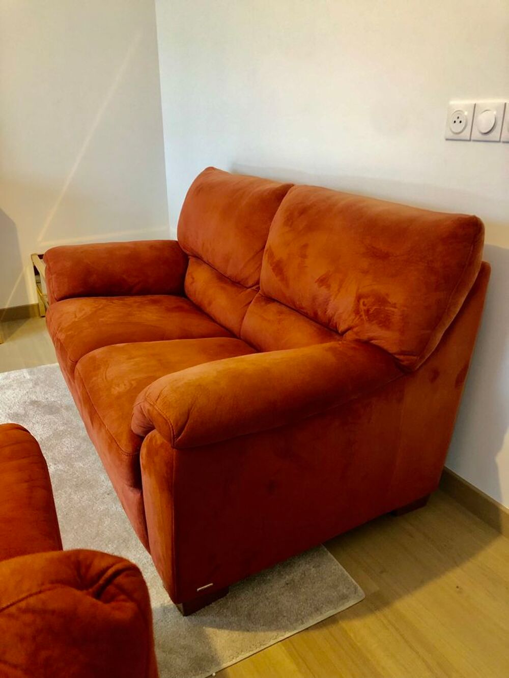 beaux canap&eacute;s NATUZZI Meubles