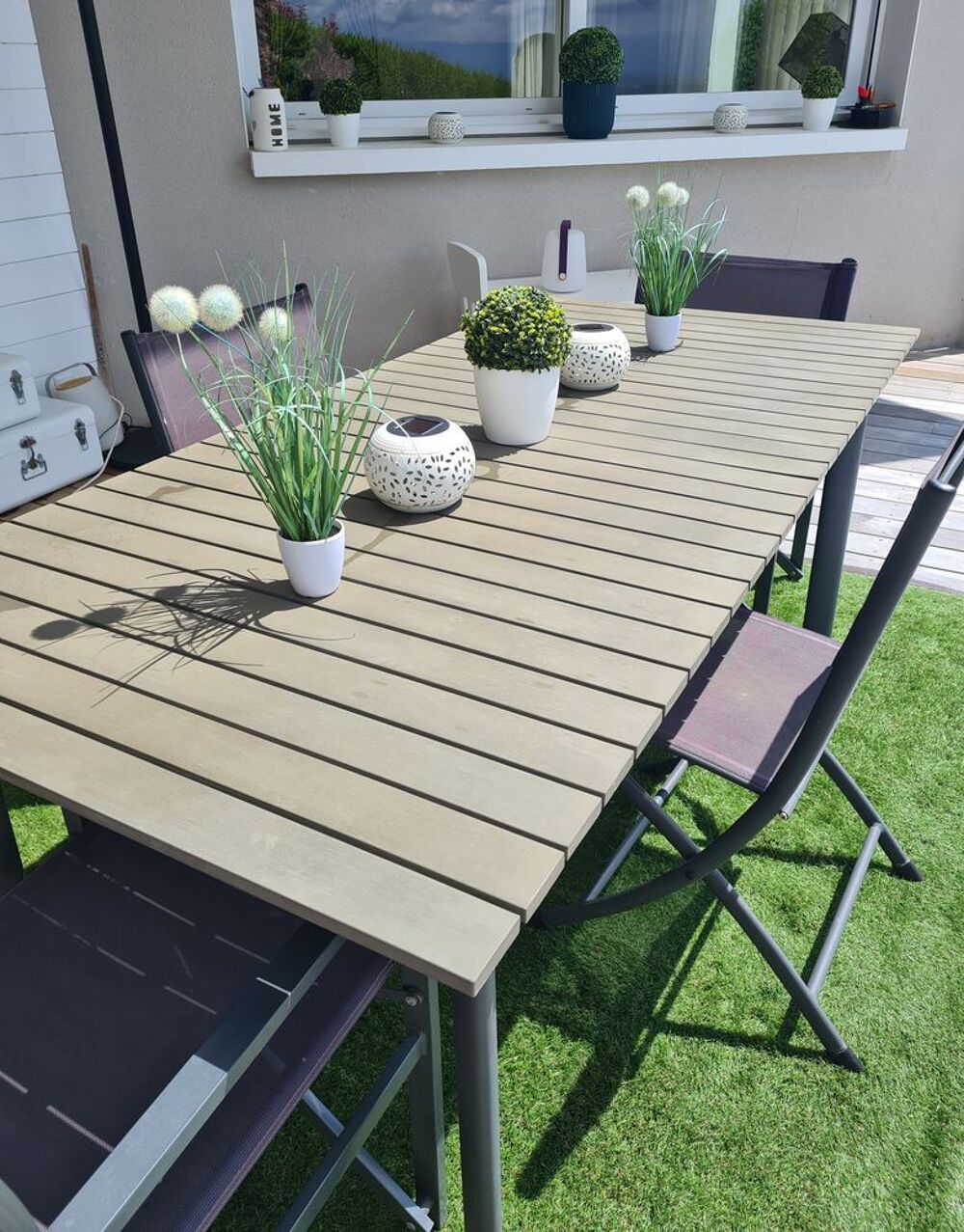 Table de repas ext&eacute;rieur et 4 chaises Jardin