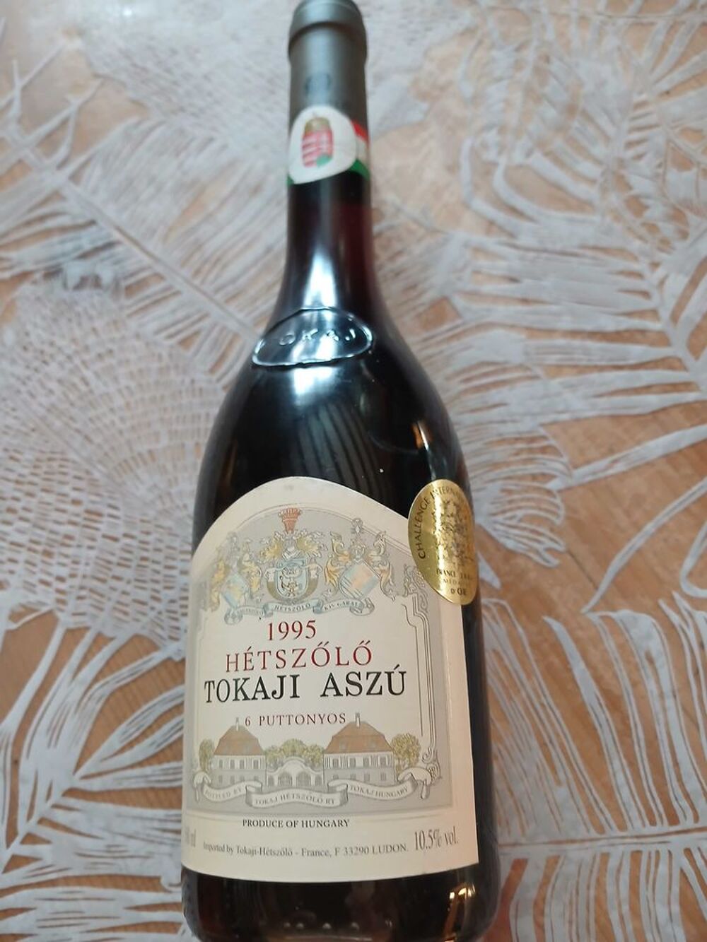   vin Hongrois. TOKAJI 