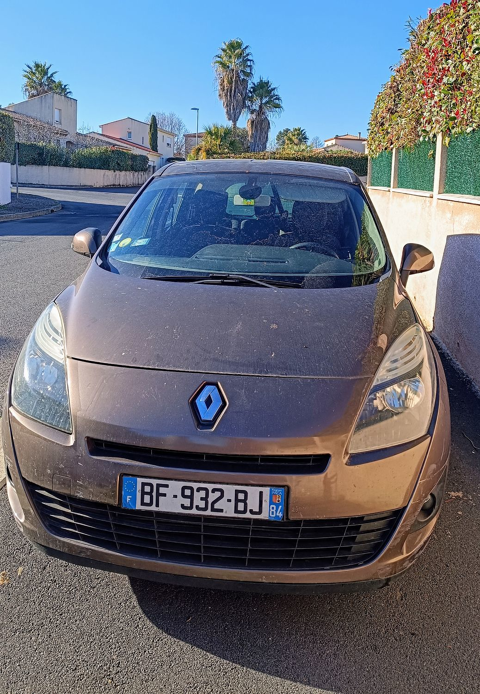 Renault grand scenic iii Grand Scénic III dCi 110 FAP eco2