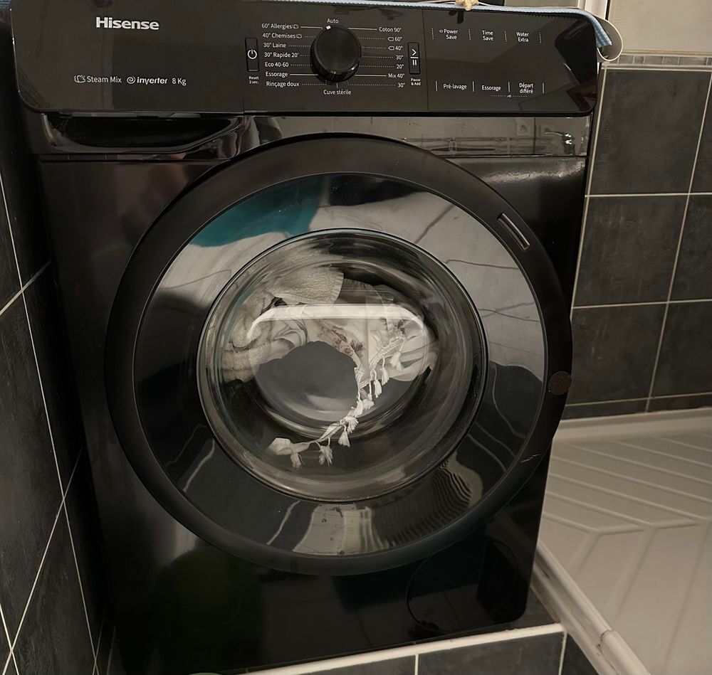 Hisense Lave linge ouverture hublot Electroménager
