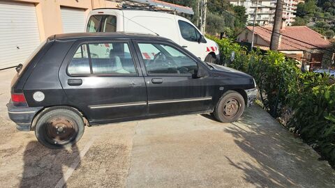 Renault clio 1.2i Night and Day