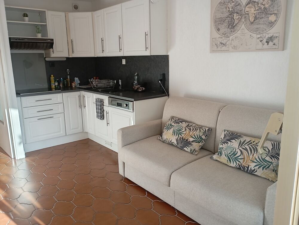   Appartement RdJARDIN * CLIMATISE* parking, à 100m plage  Provence-Alpes-Côte d'Azur, Cabasse (83340)