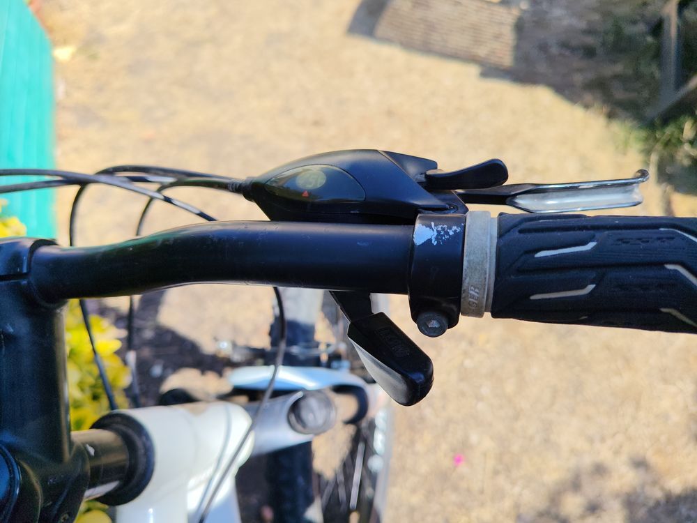 vtt trek serie T3700 21 vitesses Vélos