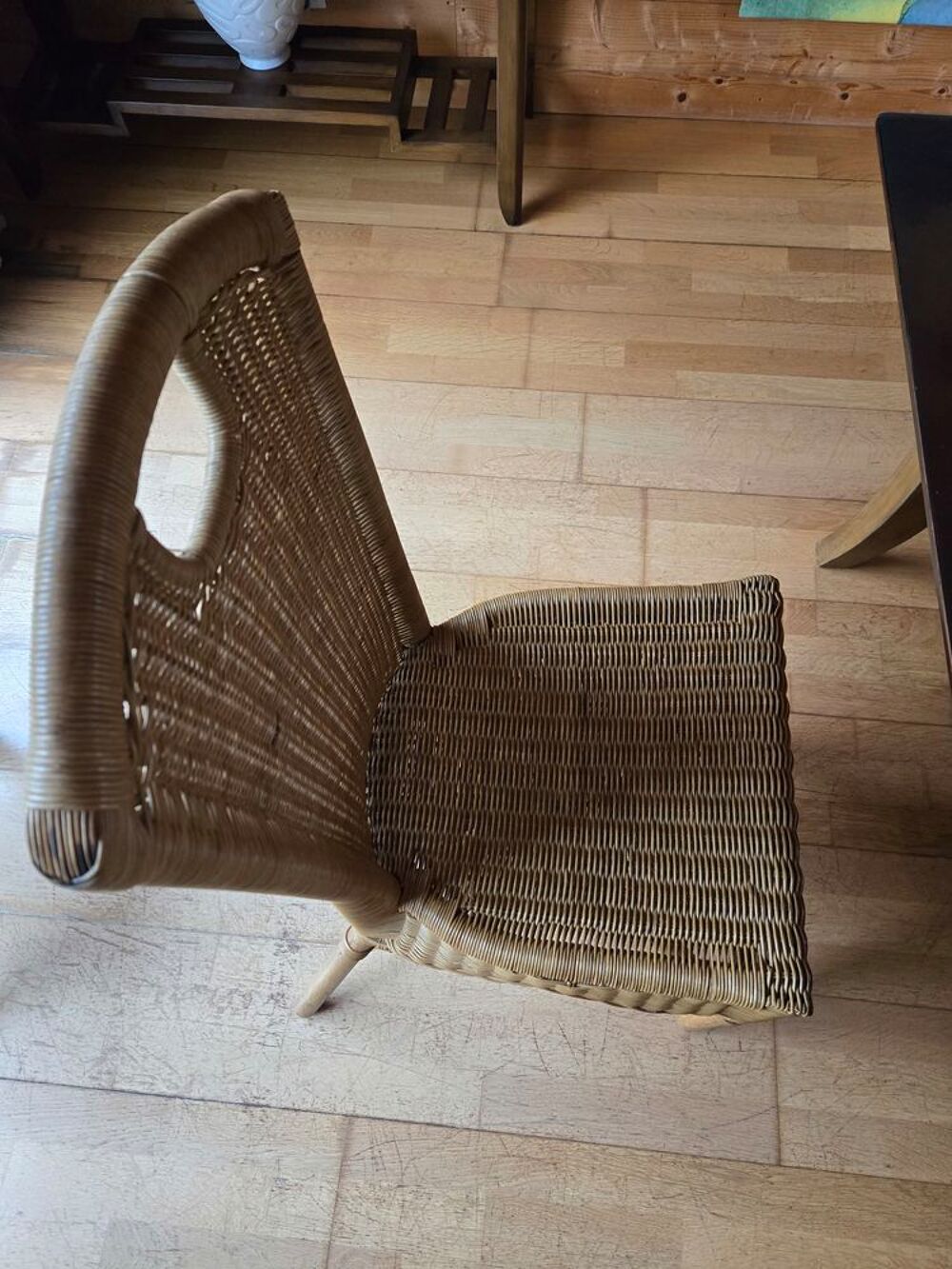 4 chaises en osier et rotin Meubles