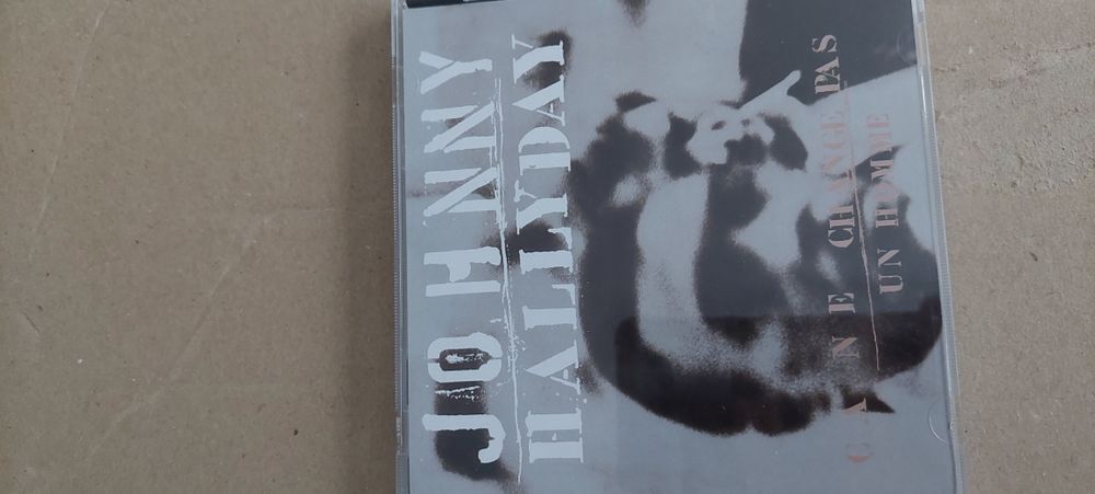 cd Johnny Hallyday CD et vinyles