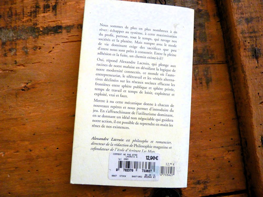 livre Livre comment ne pas &ecirc;tre esclave du syst&egrave;me TBE Livres et BD