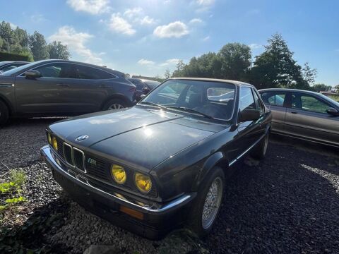 Annonce voiture BMW Série 3 12900 €