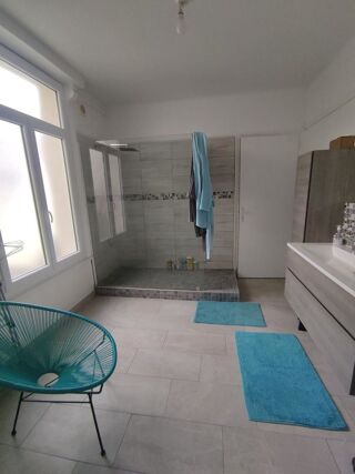  Appartement à louer 108 m²
