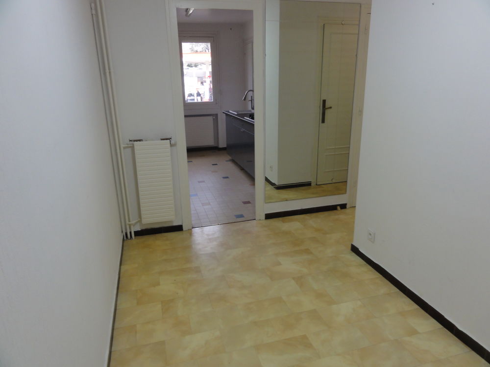 Location Appartement appartement T3 Saint-Etienne Fauriel Saint-Étienne