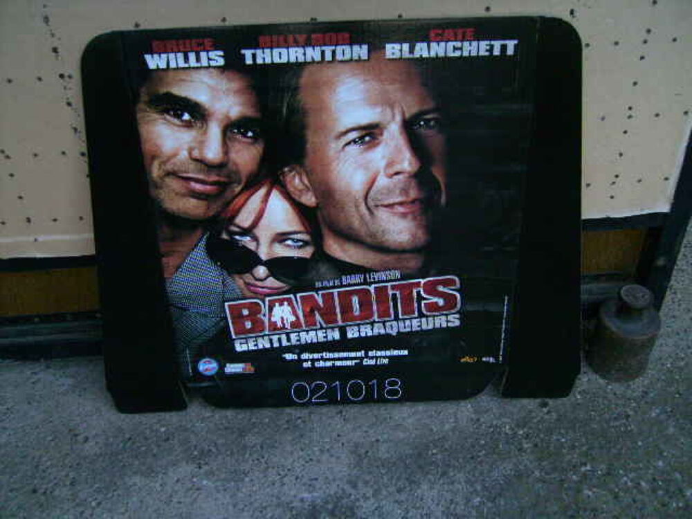Affiche du film" BANDITS Gentlemen Braqueurs " 