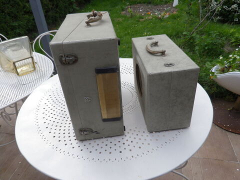 Lot de deux tourne disques électrophone valise 50 Fontenay-le-Fleury (78)