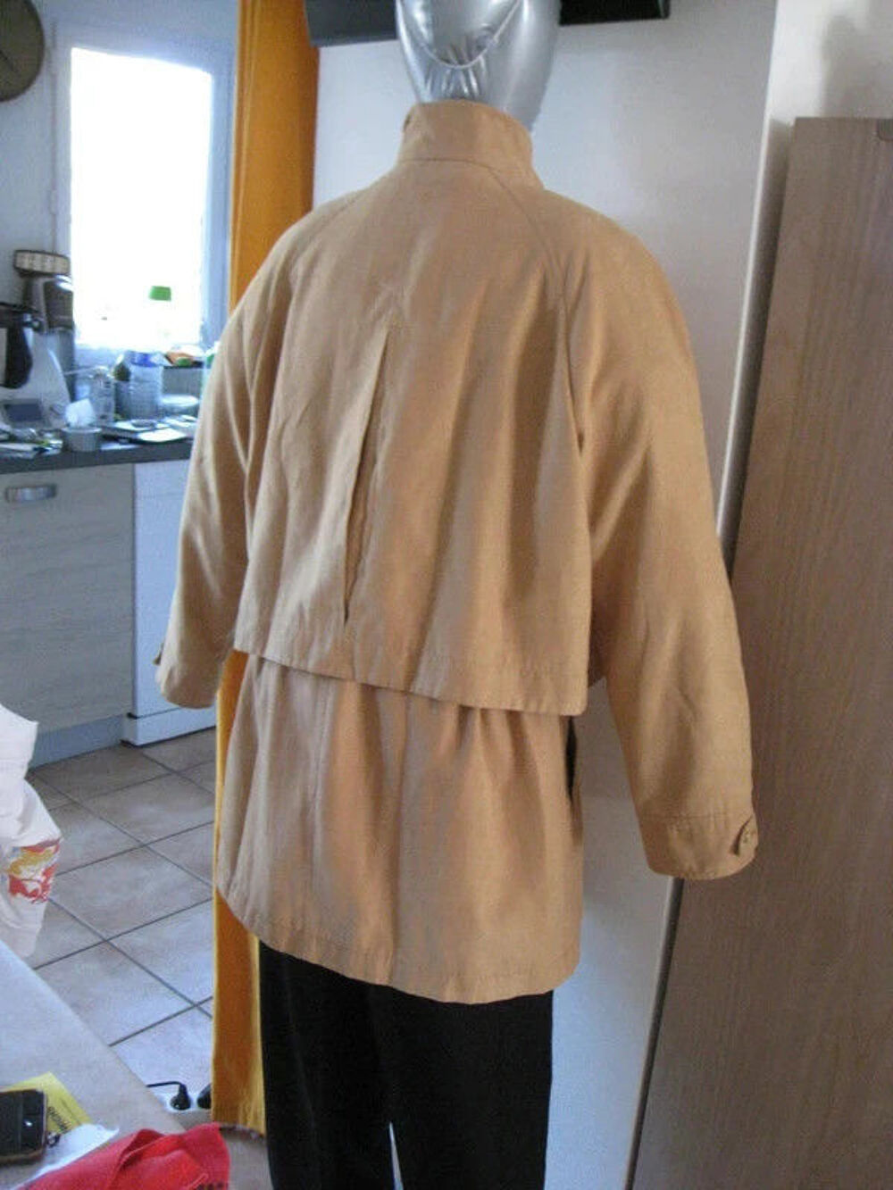 Trench coupe courte Vêtements
