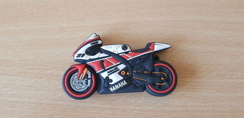 Cl� usb 8 go moto yamaha r1 6 Carnon Plage (34)