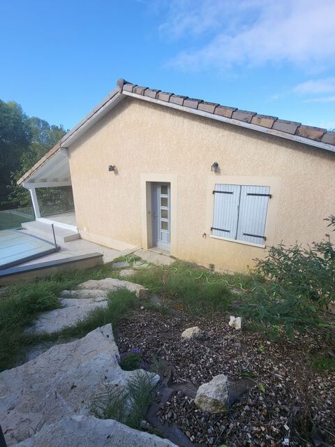   Maison de 160m² , dependances, piscine et sauna Maison - 9 pièce(s) - 160 m²