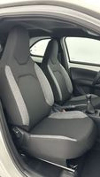 Aygo X 1.0 VVT-i 72 Dynamic 2025 occasion 69330 Pusignan