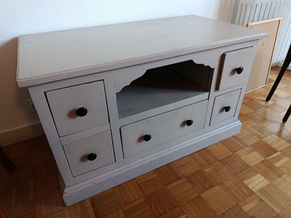 A SAISIR joli buffet en bois style rustique ! Meubles
