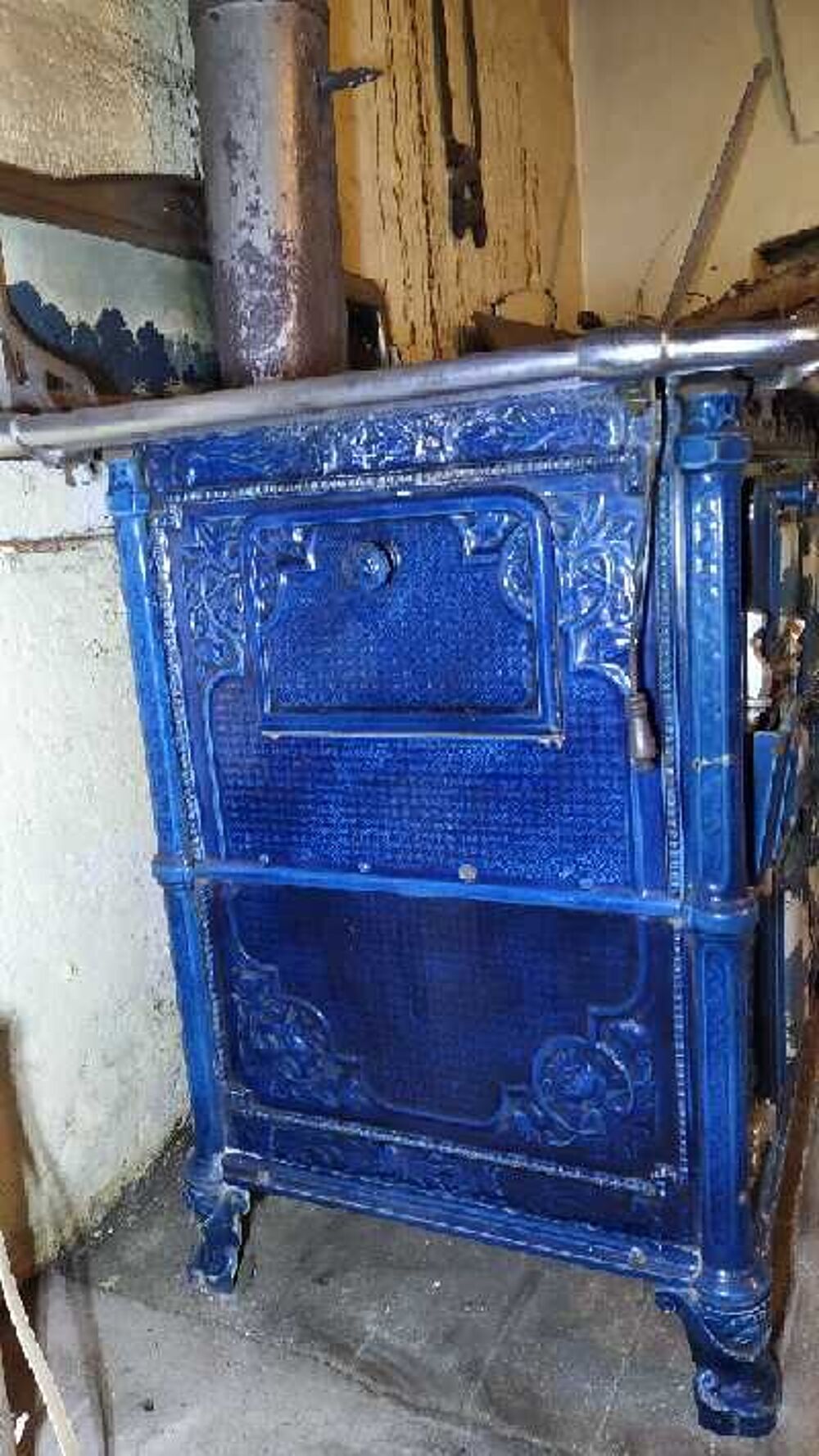  cuisini&egrave;re &agrave; bois ancienne Caloria mod&egrave;le L 297 