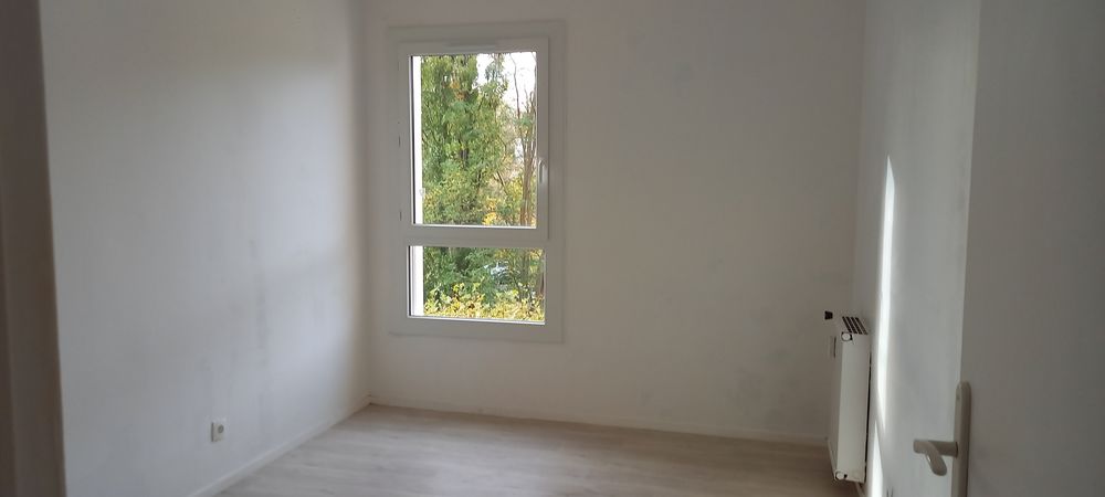 Vente Appartement T3 de 64 m2 traversant 2 chambres, balcon, cave BAYONNE Bayonne
