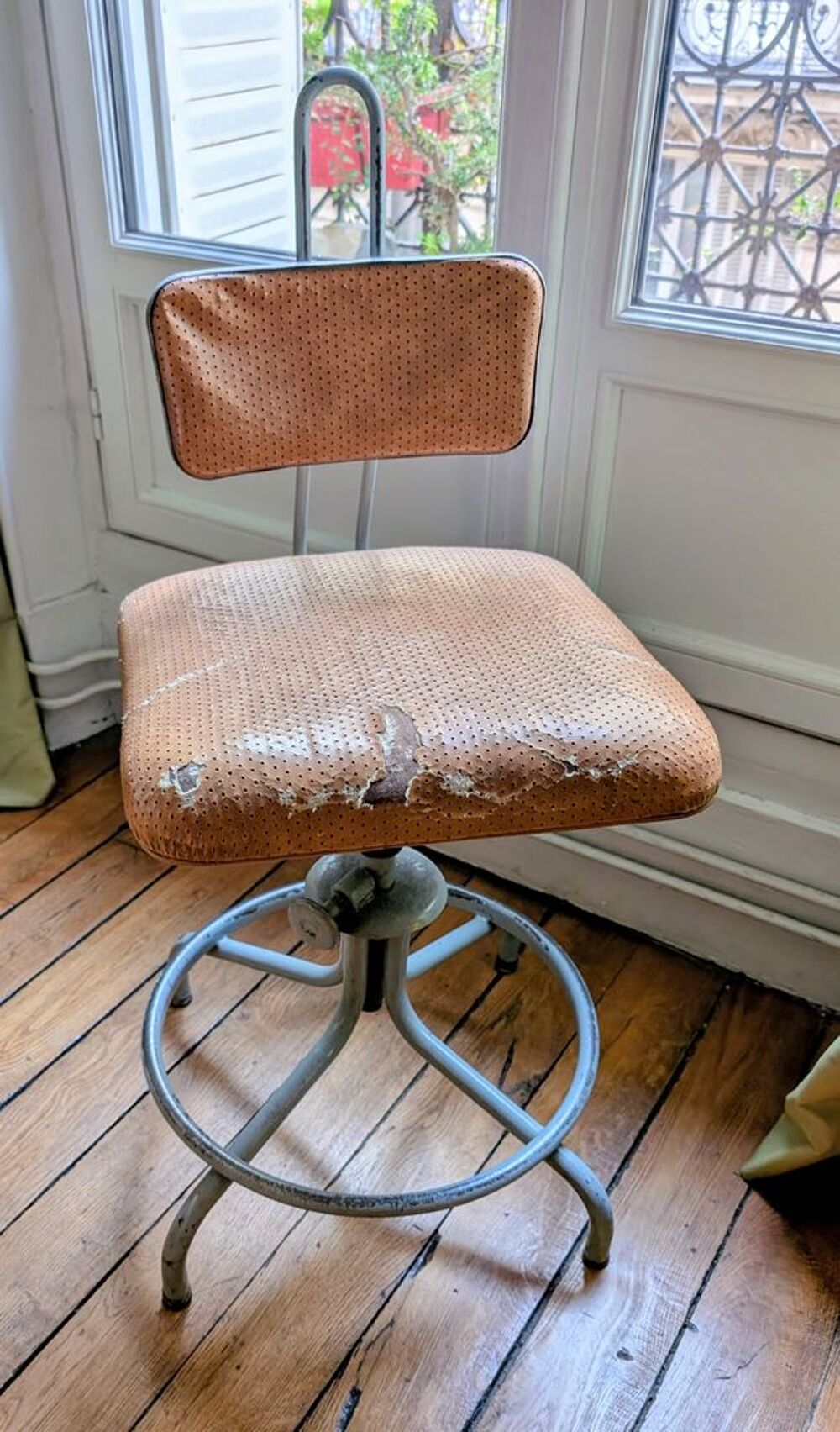 Chaises industrielles LIBO Meubles