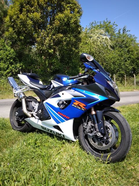 Moto SUZUKI 2005 occasion Berson 33390