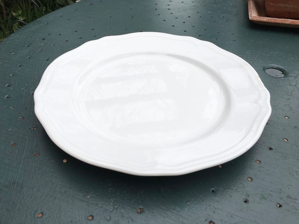 Plat de service vintage en porcelaine blanche (Diam&egrave;tre: 29) Cuisine