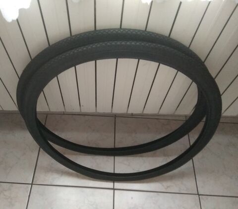 Lot de 3 Pneus INNOXA* Velo de Course* 27 Douai (59)